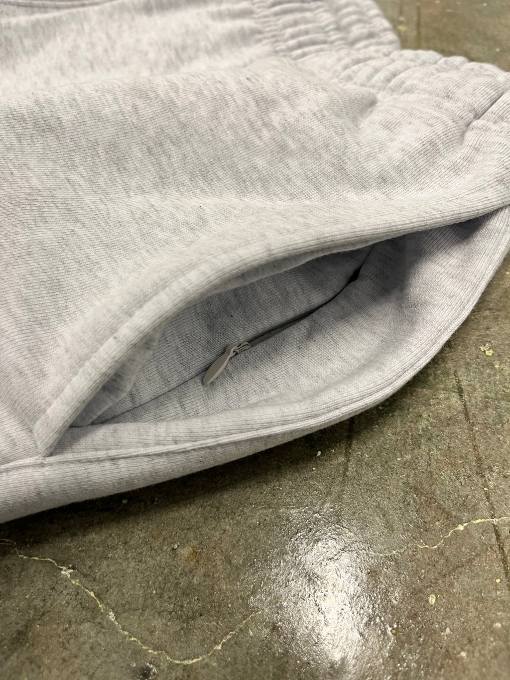 double pocket left pocket pant